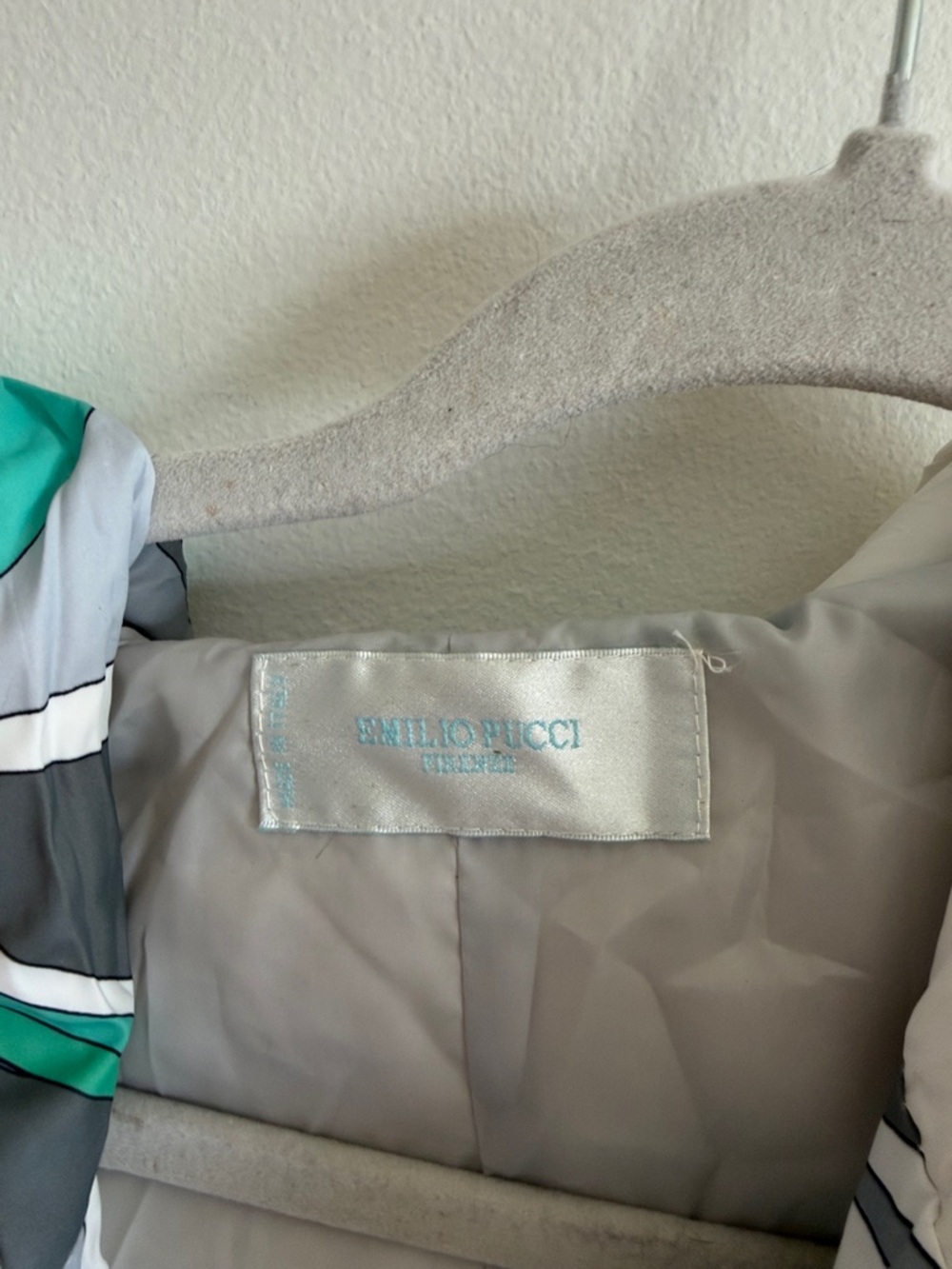 Emilio Pucci Gray, Teal and White Graphic Zip Coat size 40 - Picture 3 of 9